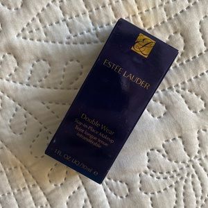 Unopened Estée Lauder Double Wear Foundation 2C3 Fresco